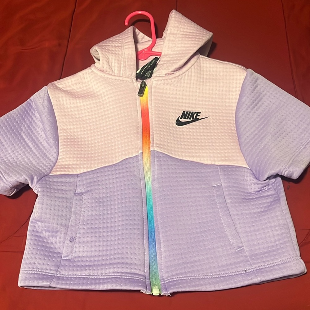 Toddler Girl Multicolor Nike Zip Up Top. Size: 3T Great Condition!